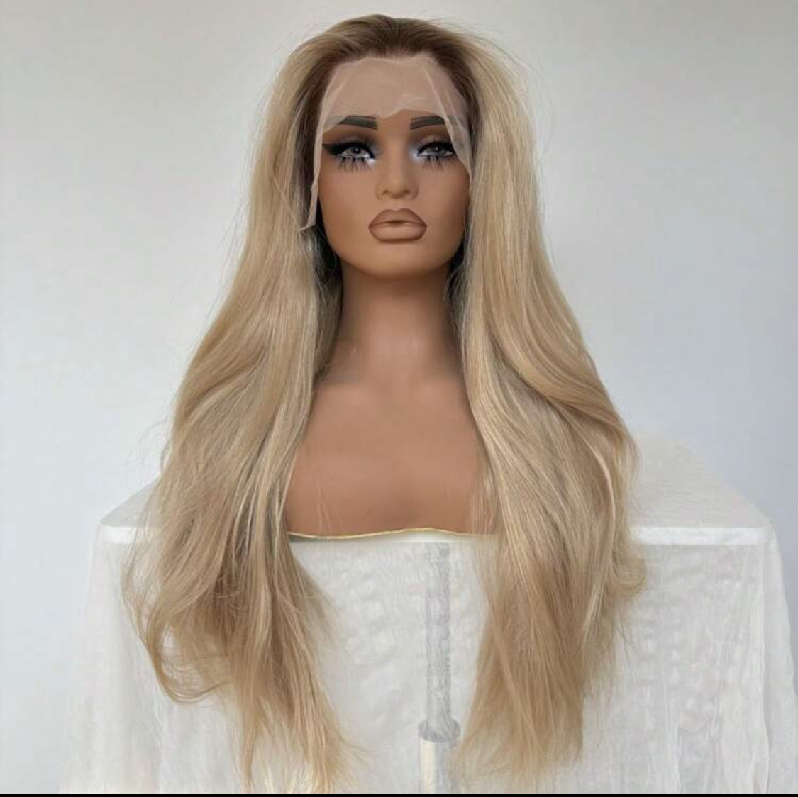 26inches blonde premium Synthetic Heat Resistant 13x4 Long Body Wavy Hair Pre-Plucked Hairline Synthetic HD Lace Front Wigs High Quality Synthetic wig