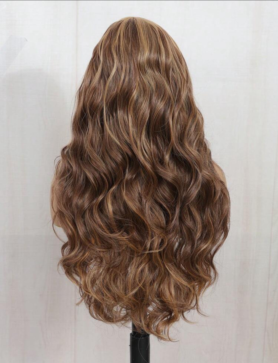 24 Inches Luxury Synthetic Heat Resistant 13x6 Long Body Wavy Hair Pre-Plucked Hairline Synthetic HD Lace Front Wigs Natural Hairline High Quality Synthetic wig