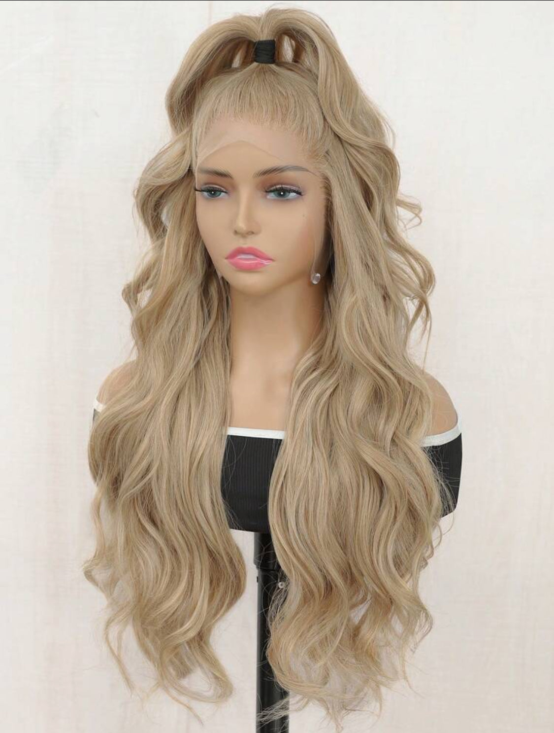 Luxury Blonde 24 Inches Synthetic Heat Resistant 13x6 Long Body Wavy Hair Pre-Plucked Hairline Synthetic HD Lace Front Wigs Natural Hairline High Quality Synthetic wig