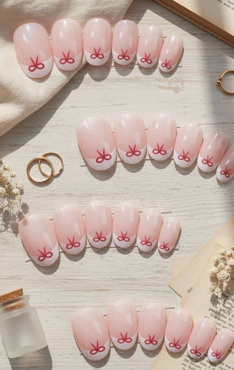 Lux white  French  press on nails 24Pcs Short Oval Cute Bow Pattern Design White French Tip Press On Nails Short Fit Perfectly Acrylic Nail Set .